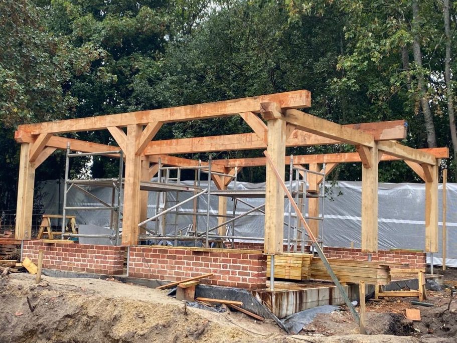 Oak built traditional garage